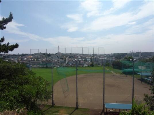 獅子ヶ谷グラウンド まで約378m