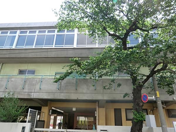 いずみ保育園旭丘まで約949m