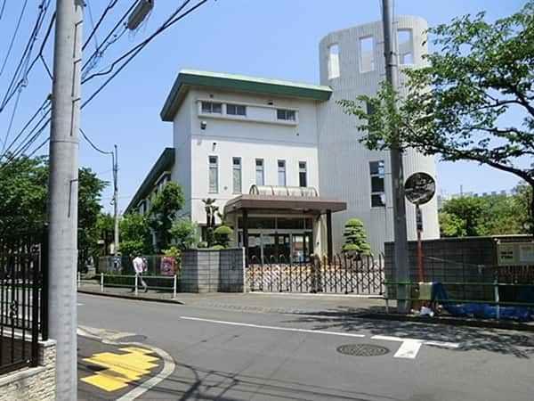 やくし幼稚園まで約484m