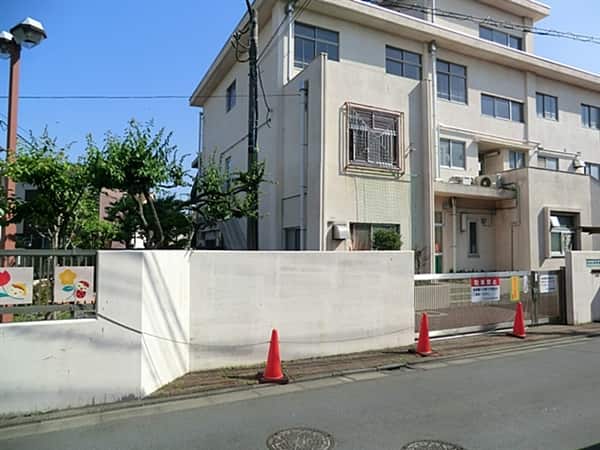 伊興保育園まで約809m
