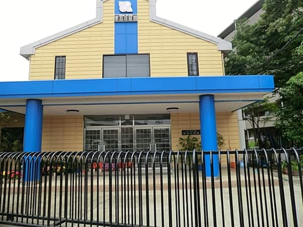 栗島幼稚園まで約485m