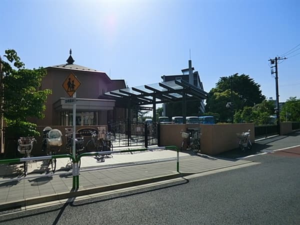 佼成学園幼稚園まで約1036m