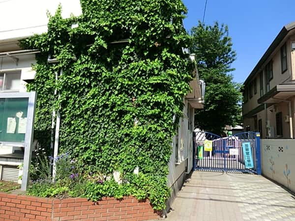 三鷹市立上連雀保育園まで約698m