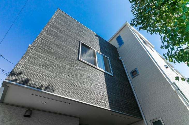 収納と安全性にこだわって。<br> 下町風情が薫る、コンパクトな住処。