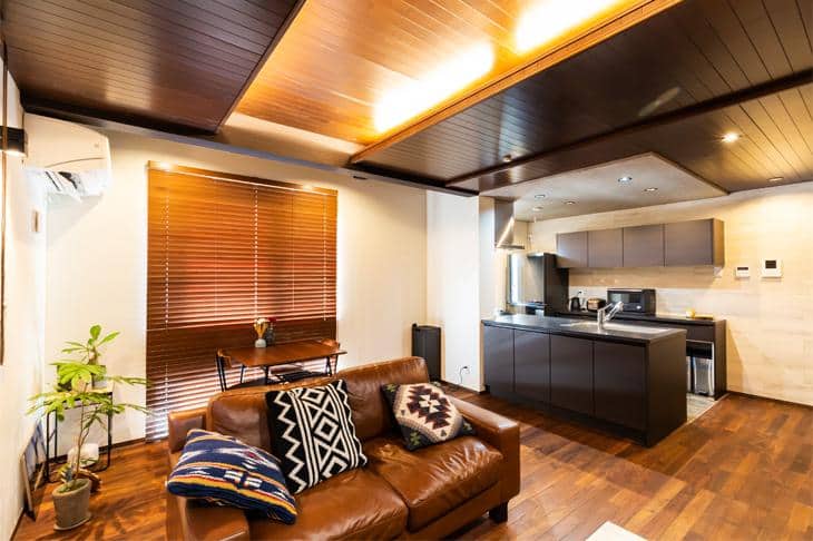 こだわりのデザインをカタチに。<br>シックなインテリアに囲まれた暮らし。