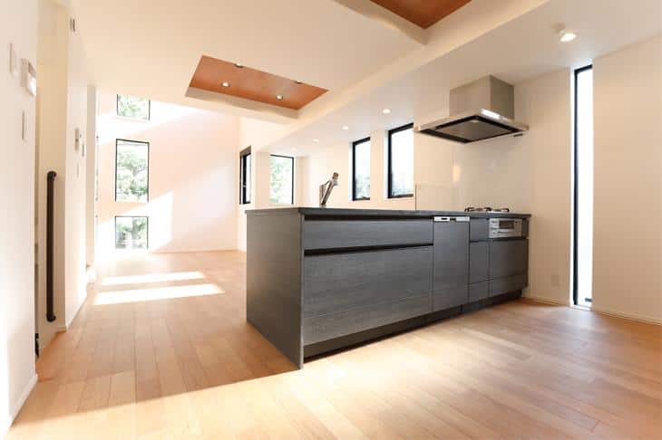 都心の静かなエリアに佇む、<br>ロフト付きのモダンな住処。