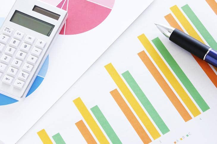 住宅ローンの固定金利と変動金利の違いとは？メリットやデメリット、調査結果を解説！