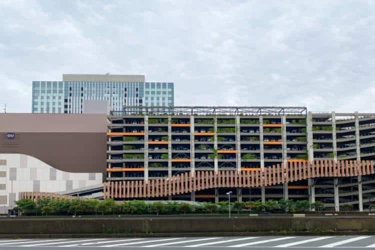 ダイバーシティ東京プラザ