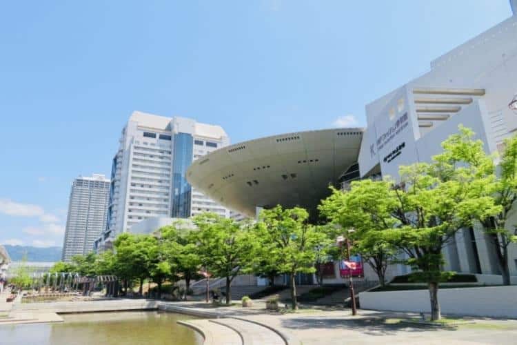 神戸ファッション美術館