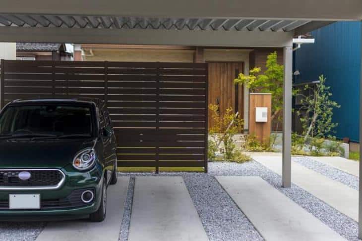 駐車場（駐車スペース）の寸法は？車種別・タイプ別に基準を紹介