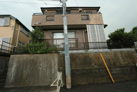 立場 駅 徒歩11分の中古一戸建て 4 580万円 6ldk 立場 駅徒歩圏内 第一種低層エリアの穏やかな住環境 太陽光発電システム搭載の2階建て中古戸建です 神奈川県横浜市泉区和泉中央南２丁目 オープンハウス