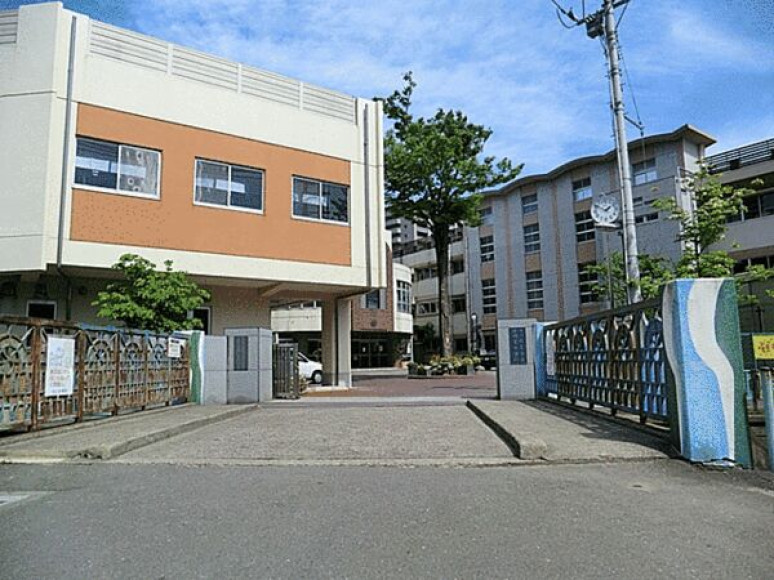 さいたま市立与野東中学校