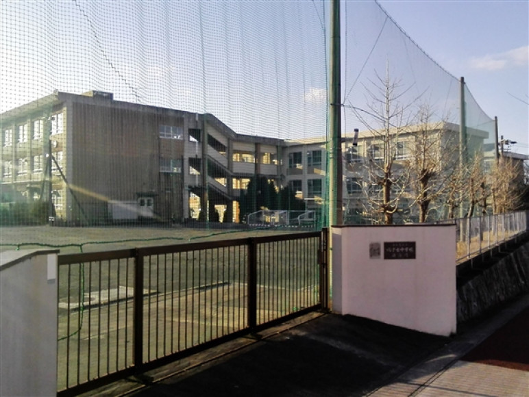 名古屋市立鳴子台中学校