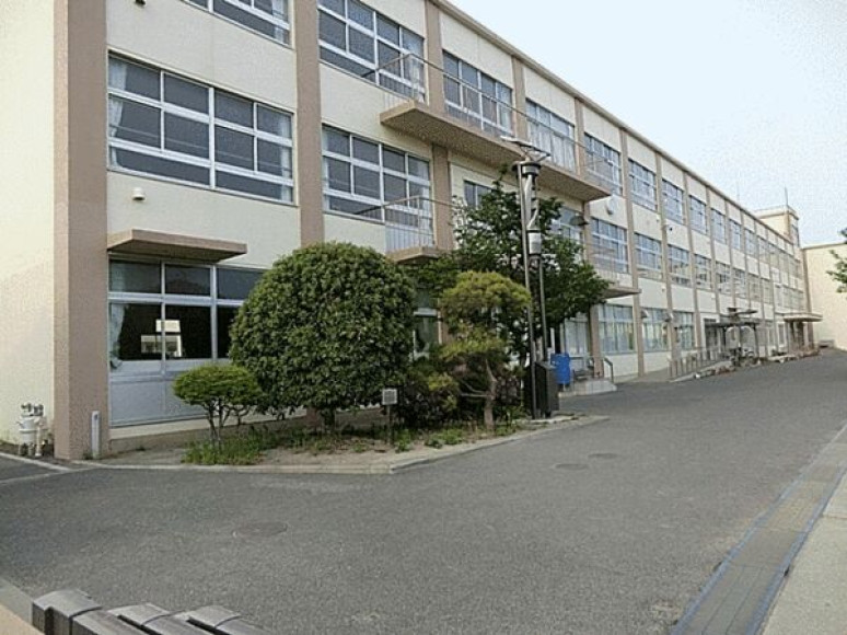 茅ヶ崎市立松浪中学校