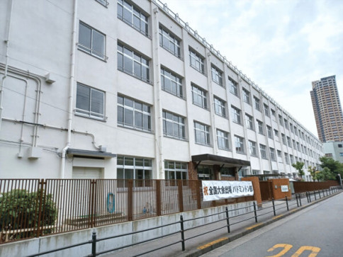 大阪市立市岡東中学校