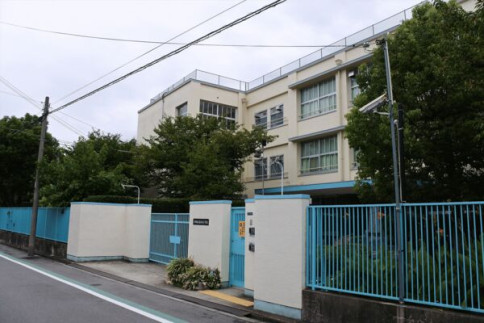 大阪市立南百済小学校