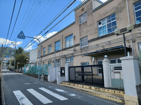 東大阪市立石切小学校