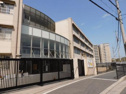 吹田市立千里丘北小学校