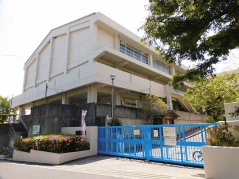 吹田市立片山小学校