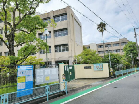 西宮市立段上西小学校