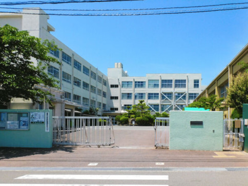 高槻市立郡家小学校