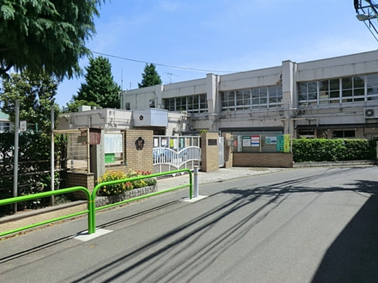 板橋区立加賀小学校