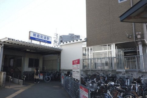 朝倉街道 駅徒歩10分の新築一戸建て 2 480万円 税込 3ldk 朝倉街道 駅歩10分 食器洗乾燥機や浴室乾燥機等の設備充実 角地につき開放感のある新築戸建です 福岡県筑紫野市俗明院２丁目 オープンハウス